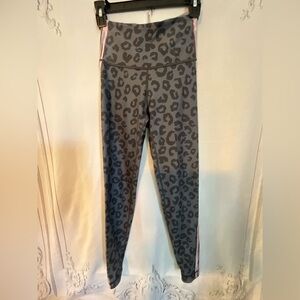 Peloton Cheetah Stripe High Rise Legging size Small
